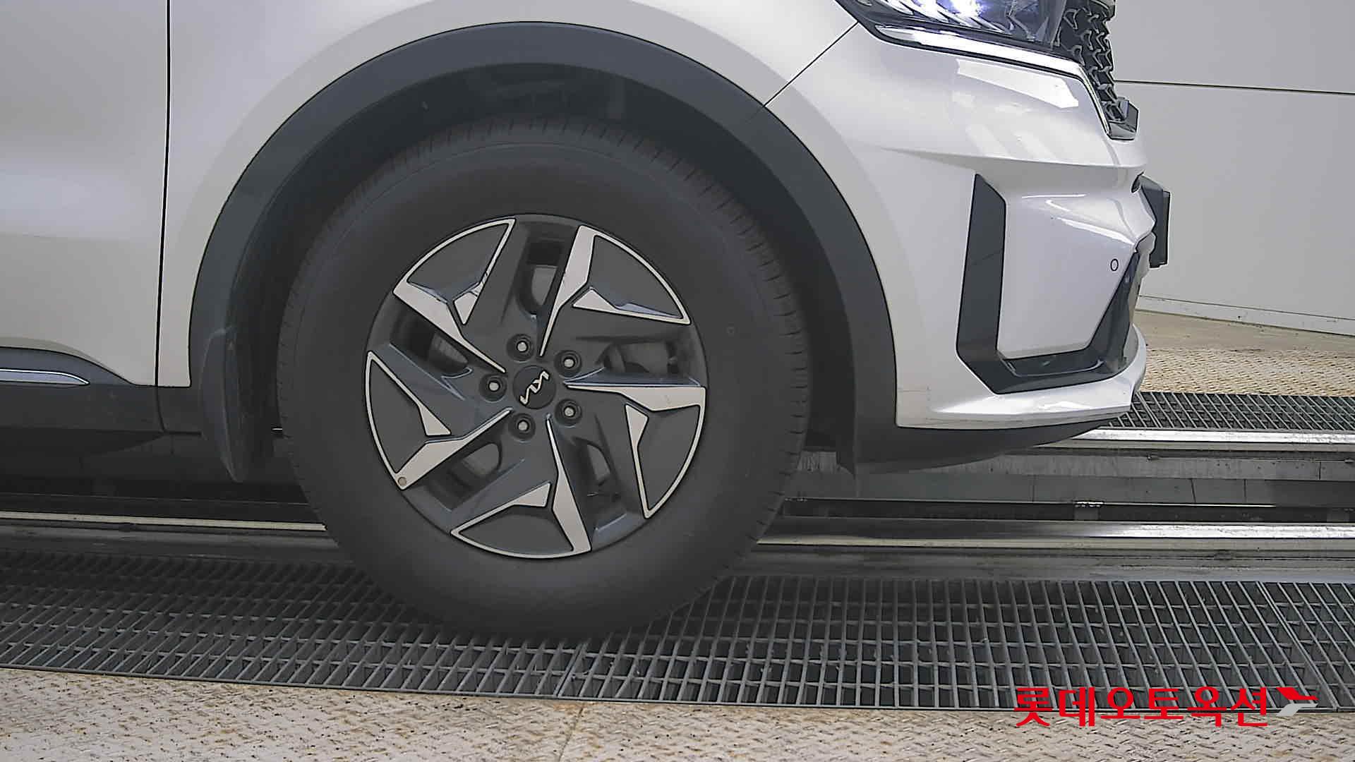 Kia Sorento - 27