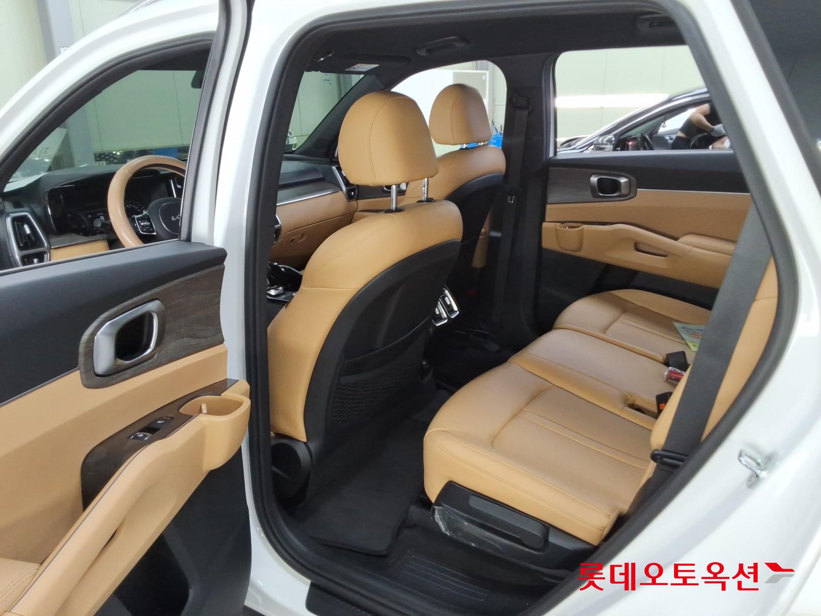 Kia Sorento - 36