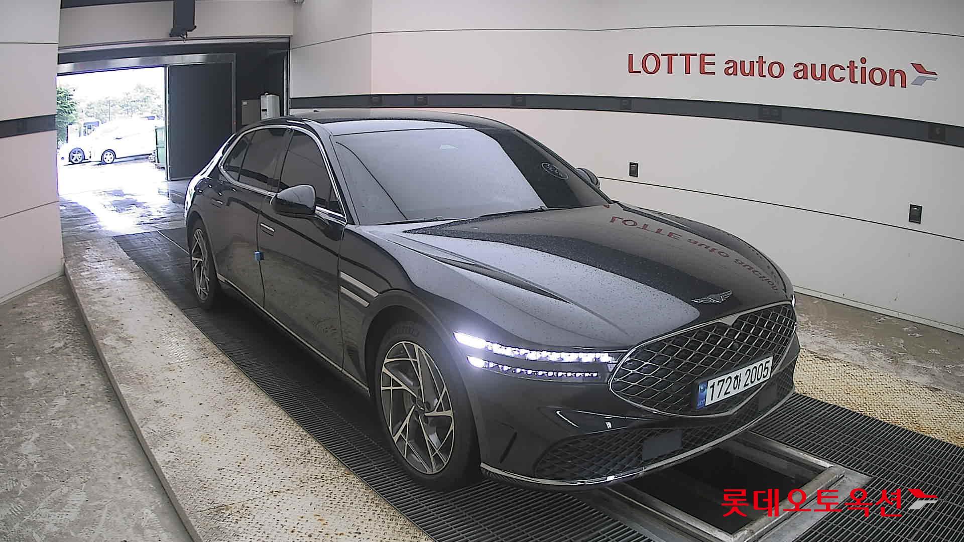 2022 - genesis g90