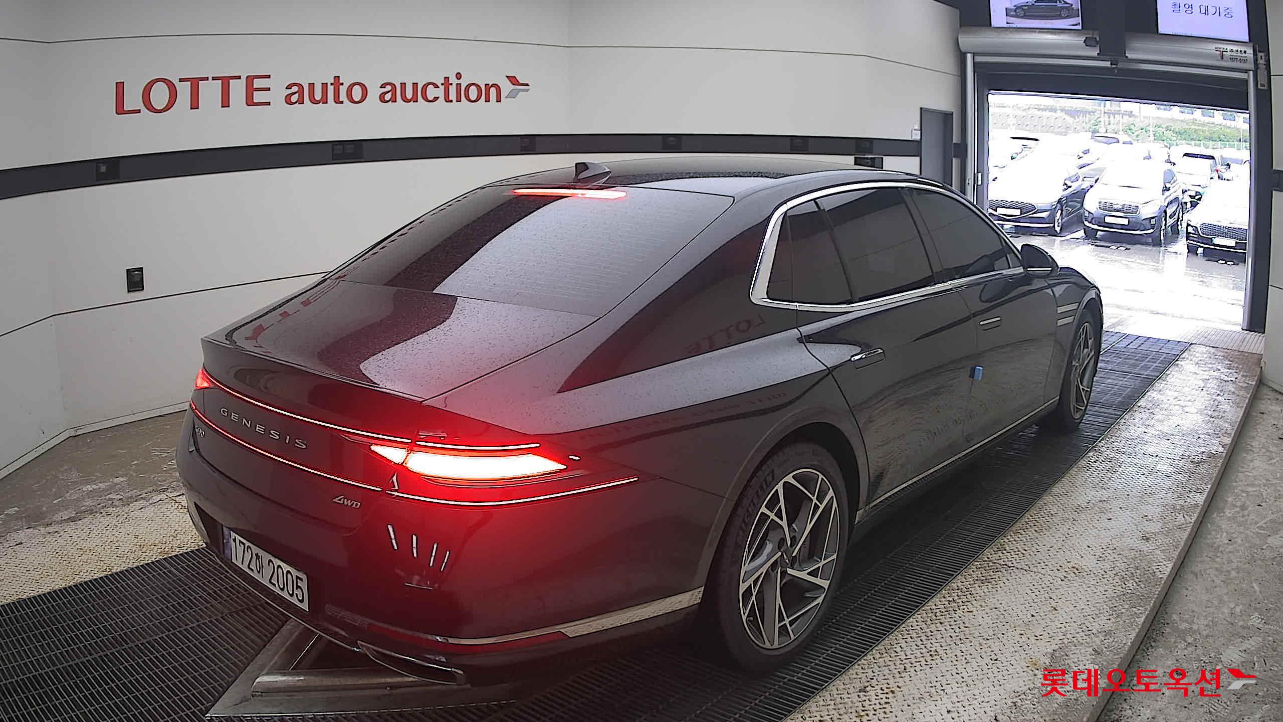 2022 - genesis g90
