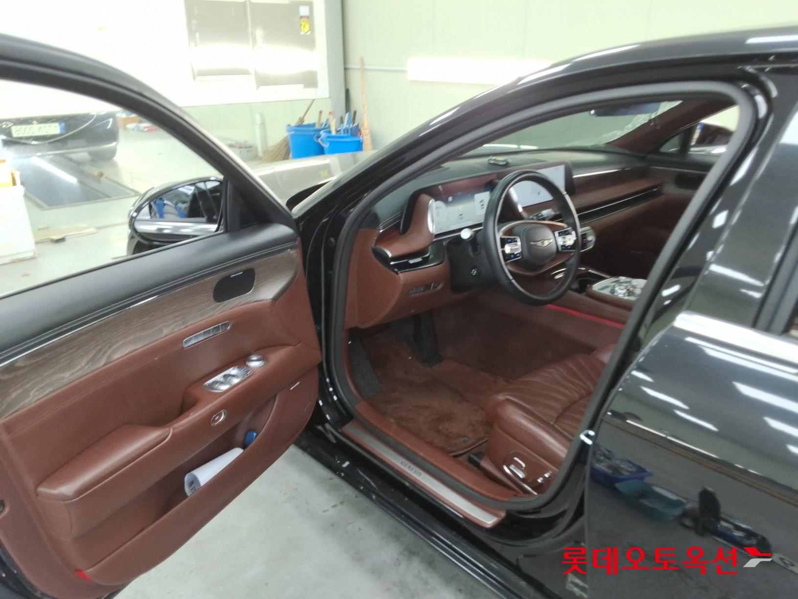 2022 - genesis g90