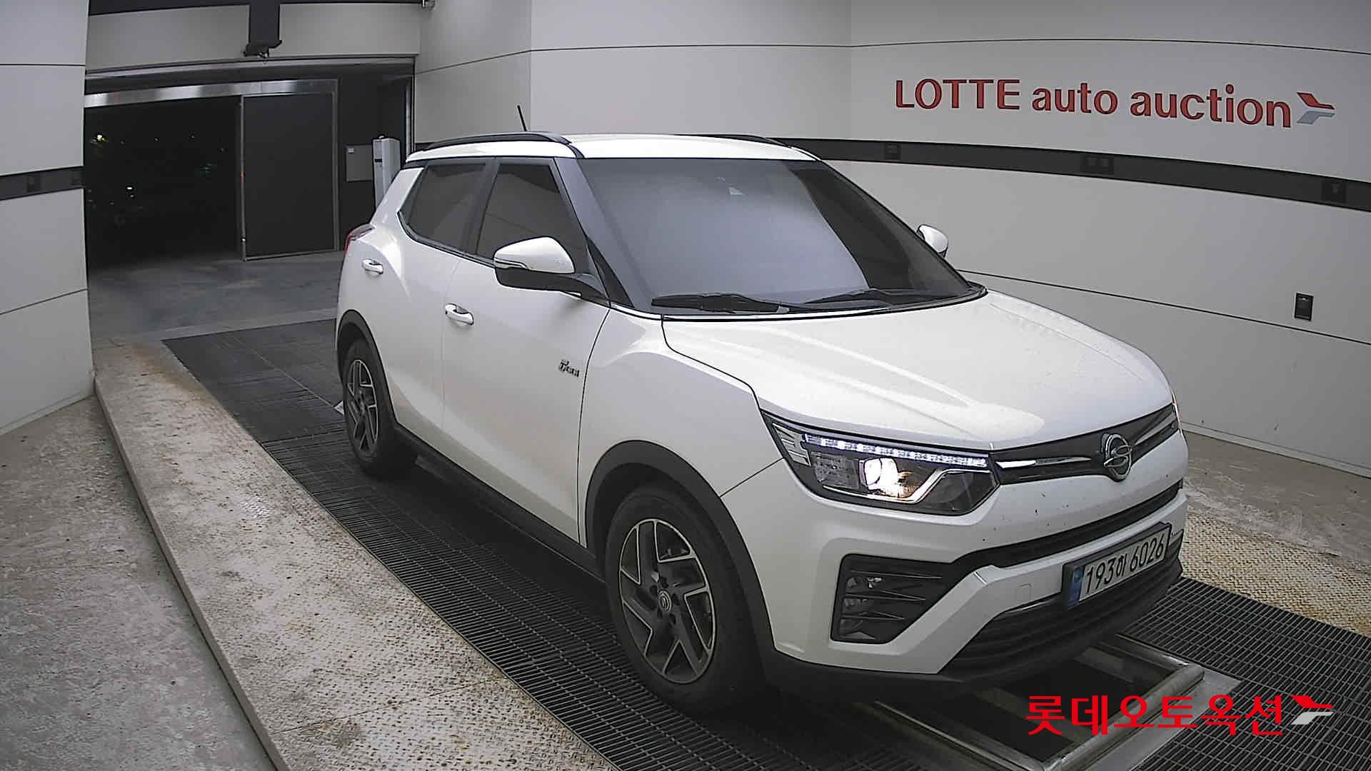 KG Mobility Tivoli - 6