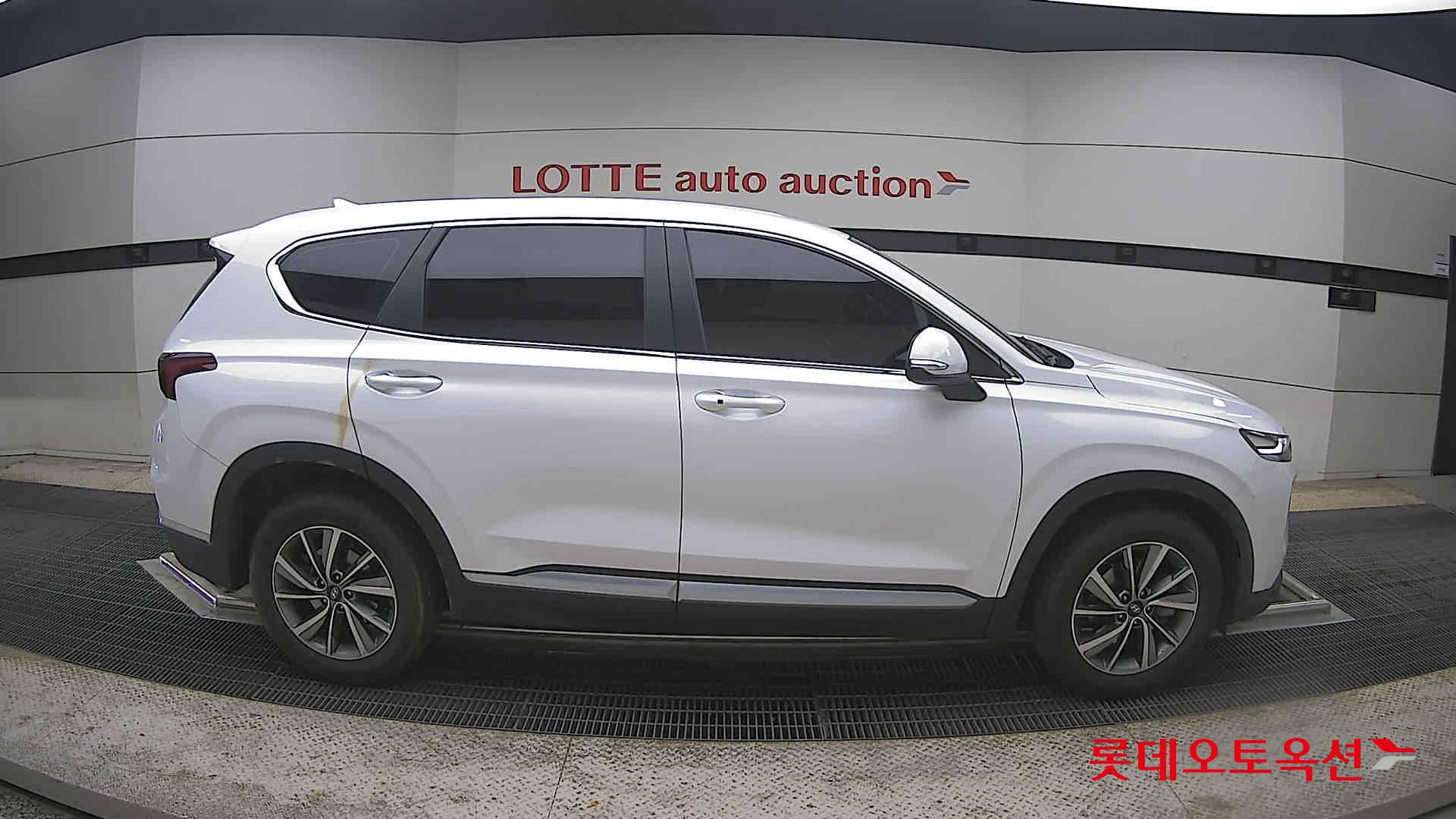 현대자동차 SANTAFE - 21