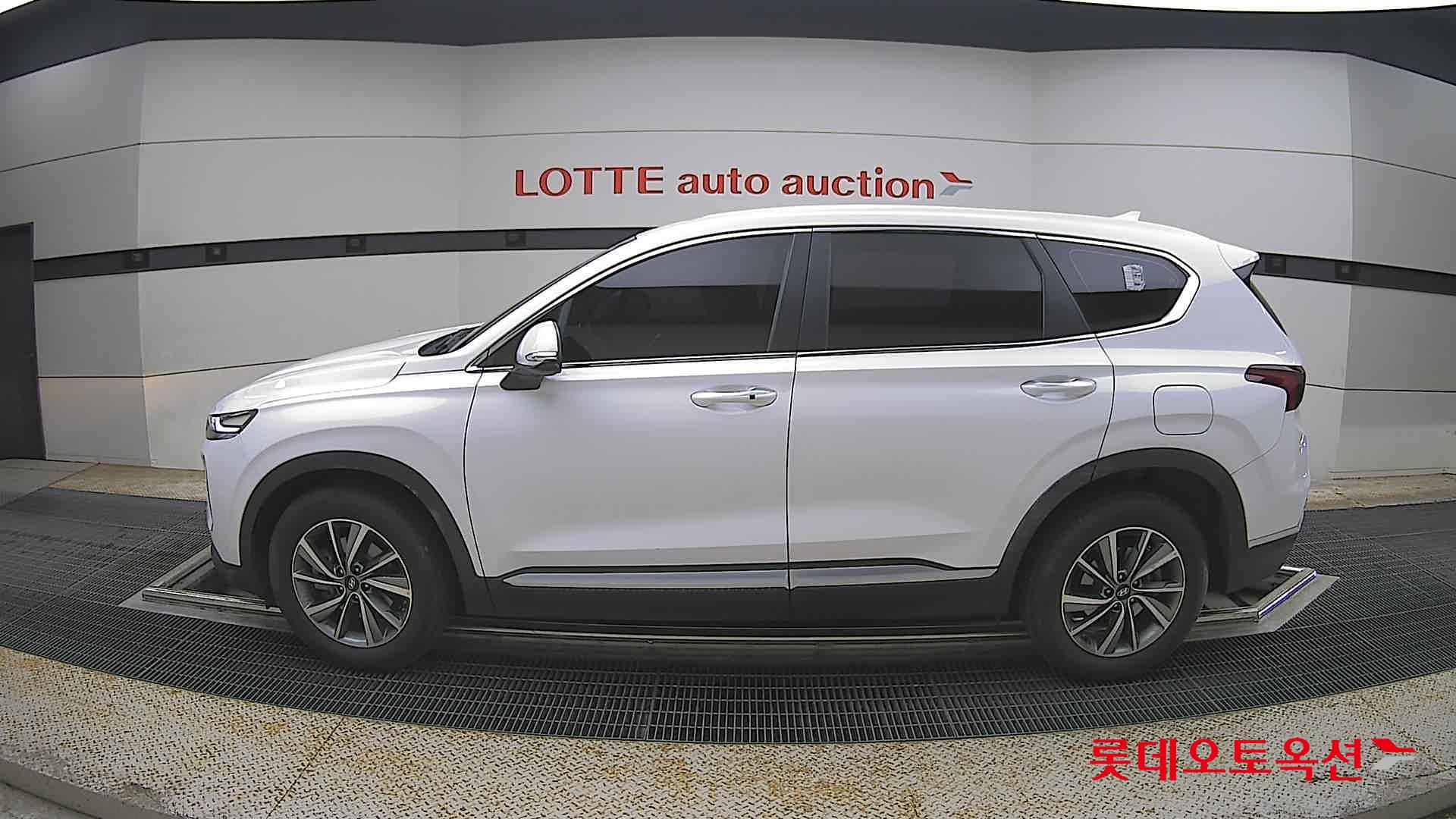 현대자동차 SANTAFE - 13