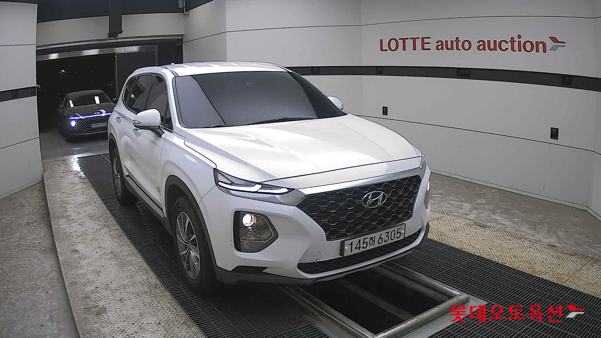 현대자동차 SANTAFE - 24