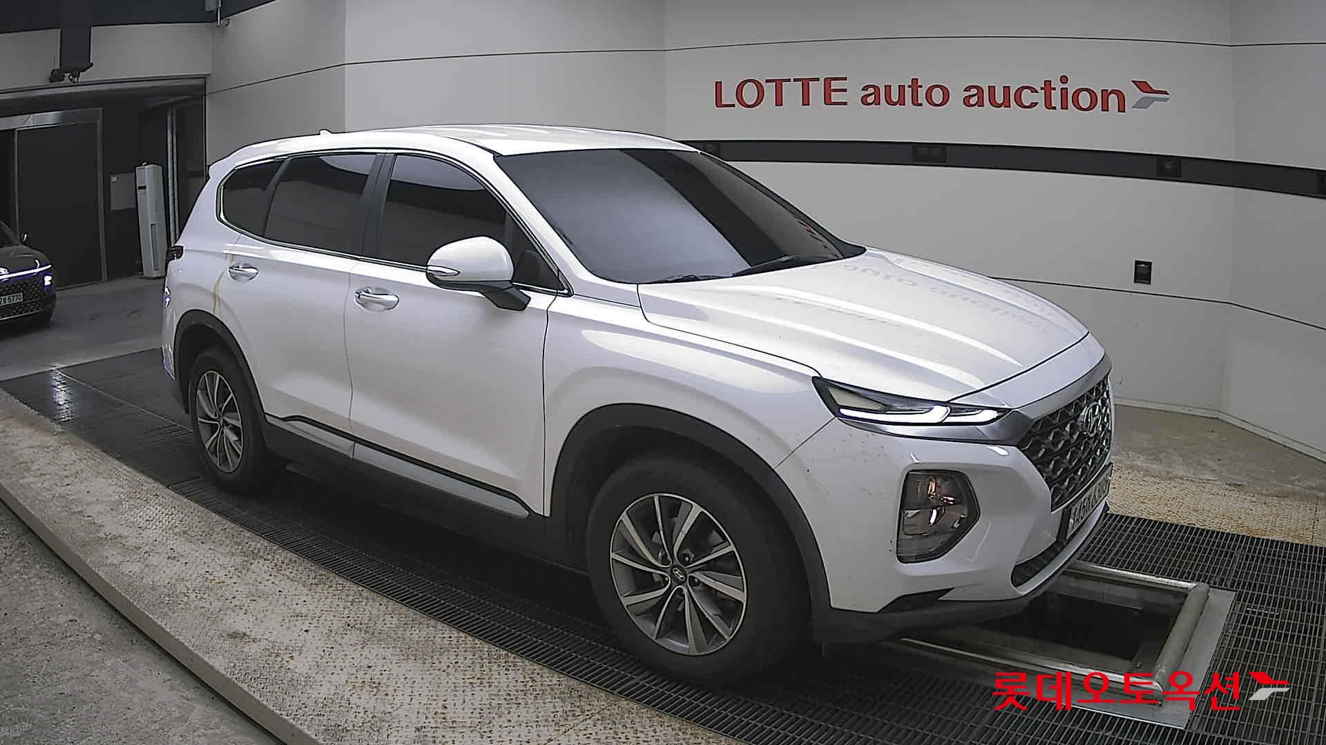 현대자동차 SANTAFE - 23