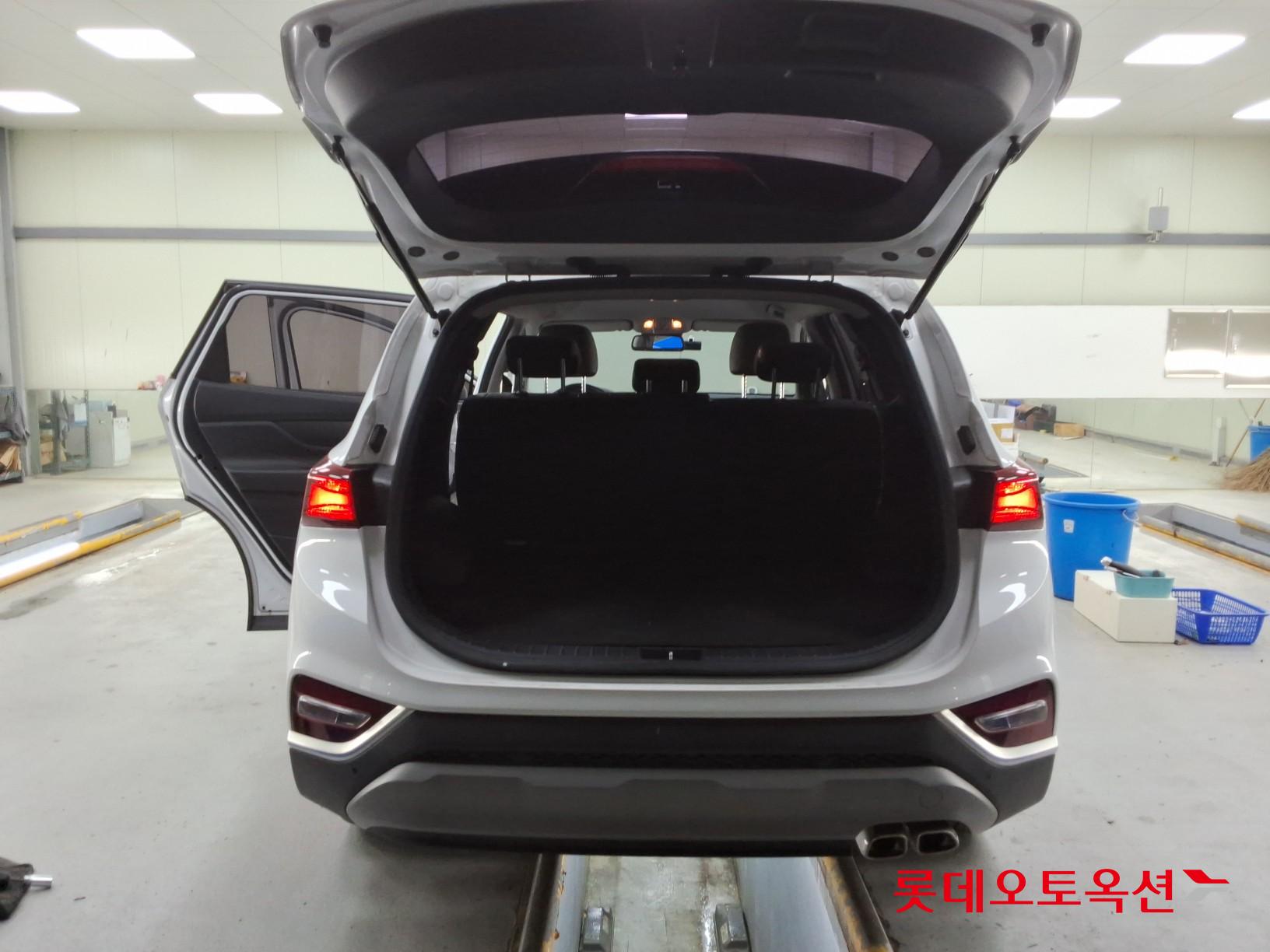 현대자동차 SANTAFE - 9