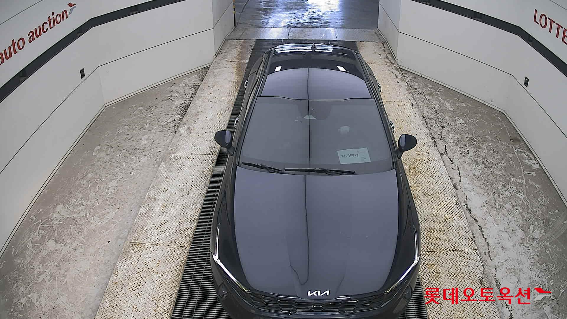 2022 - kia k5
