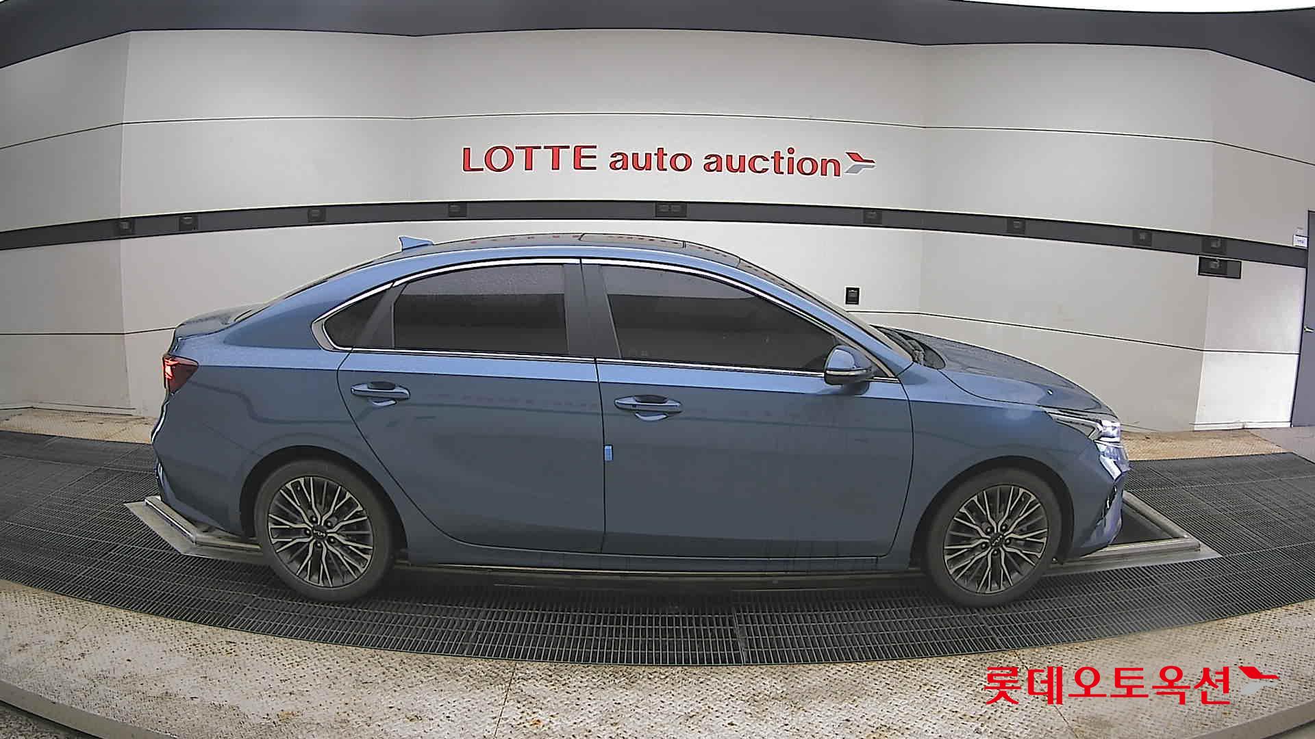 Kia K3 - 21