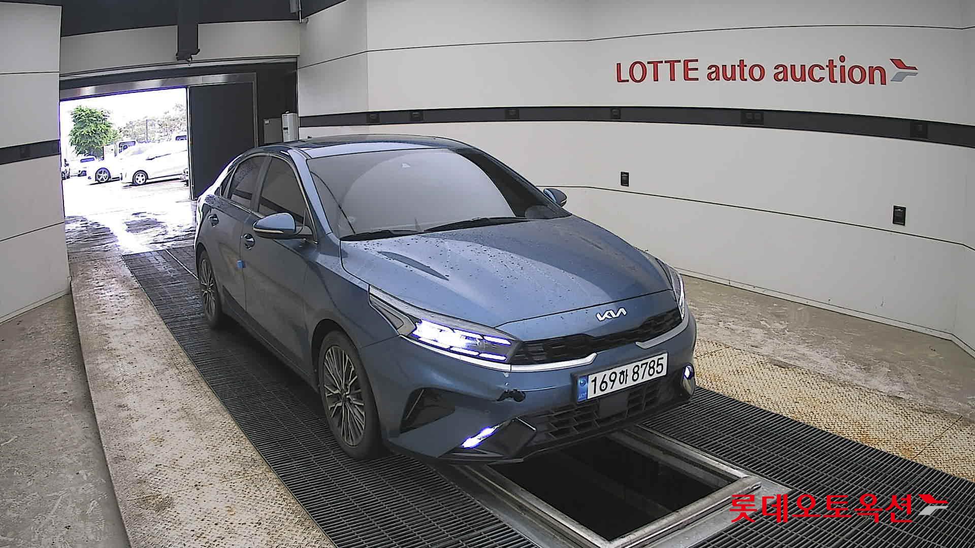 Kia K3 - 24