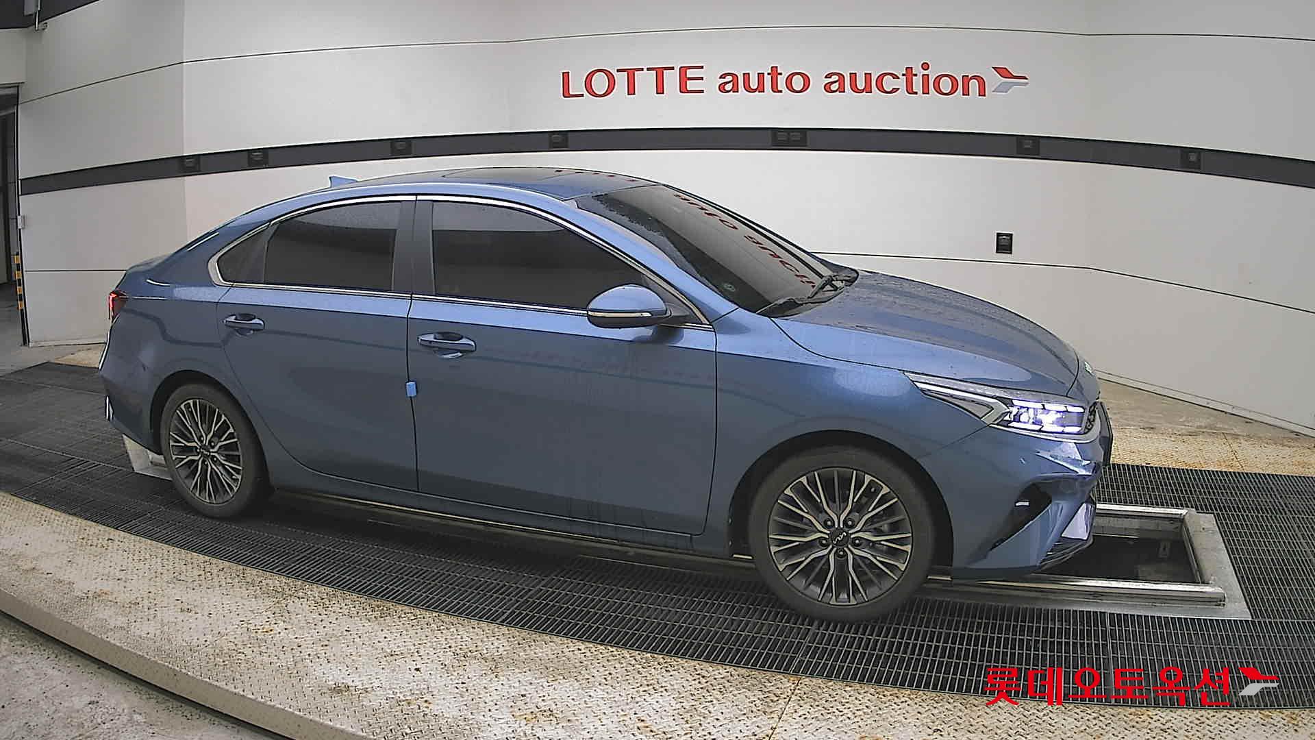 Kia K3 - 22