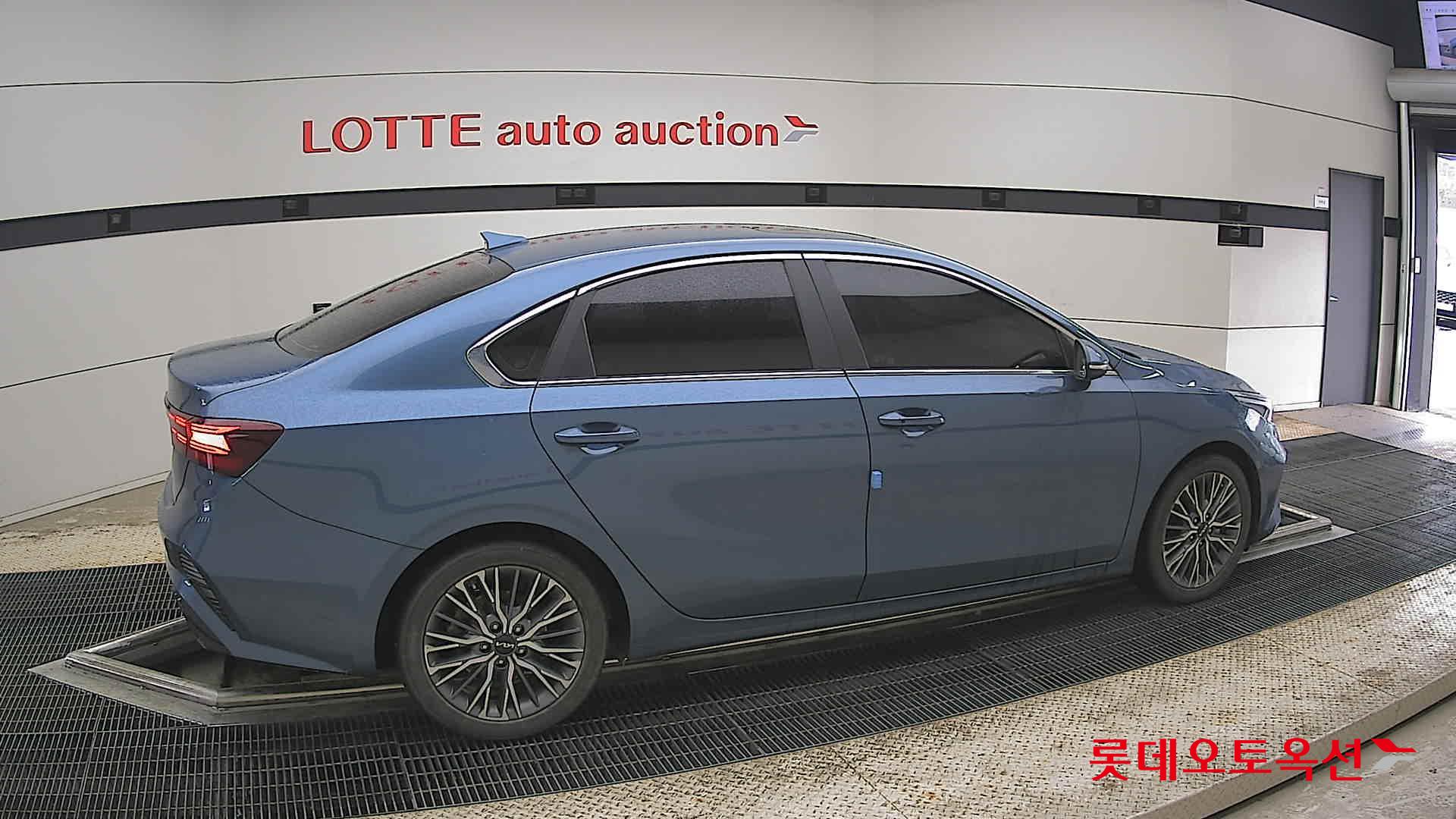Kia K3 - 20