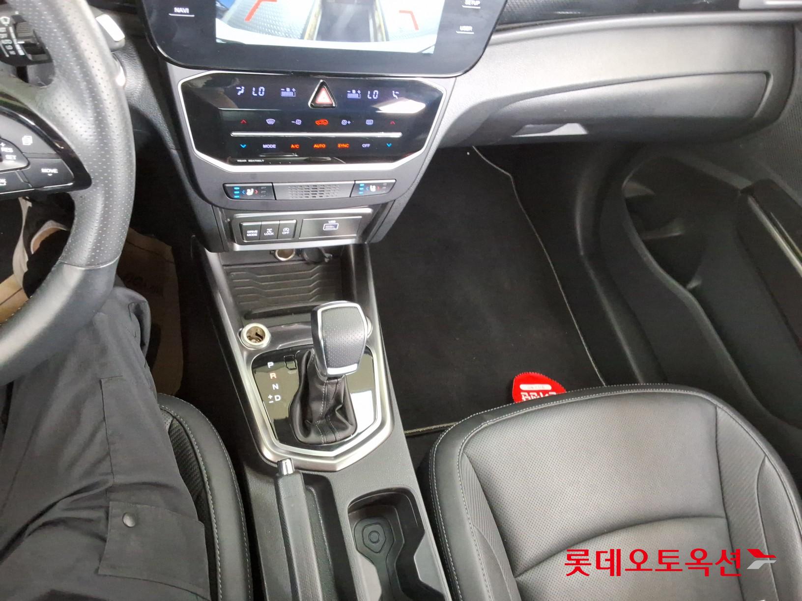 2024 - ssangyong tivoli