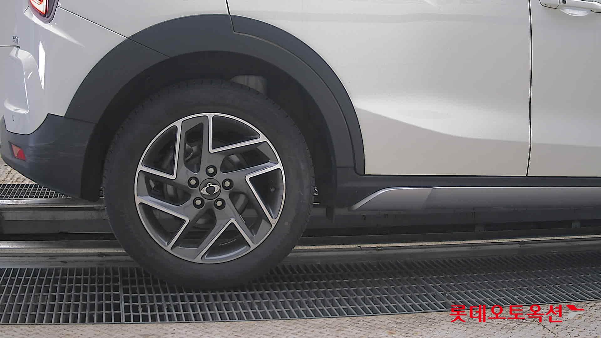 2024 - ssangyong tivoli