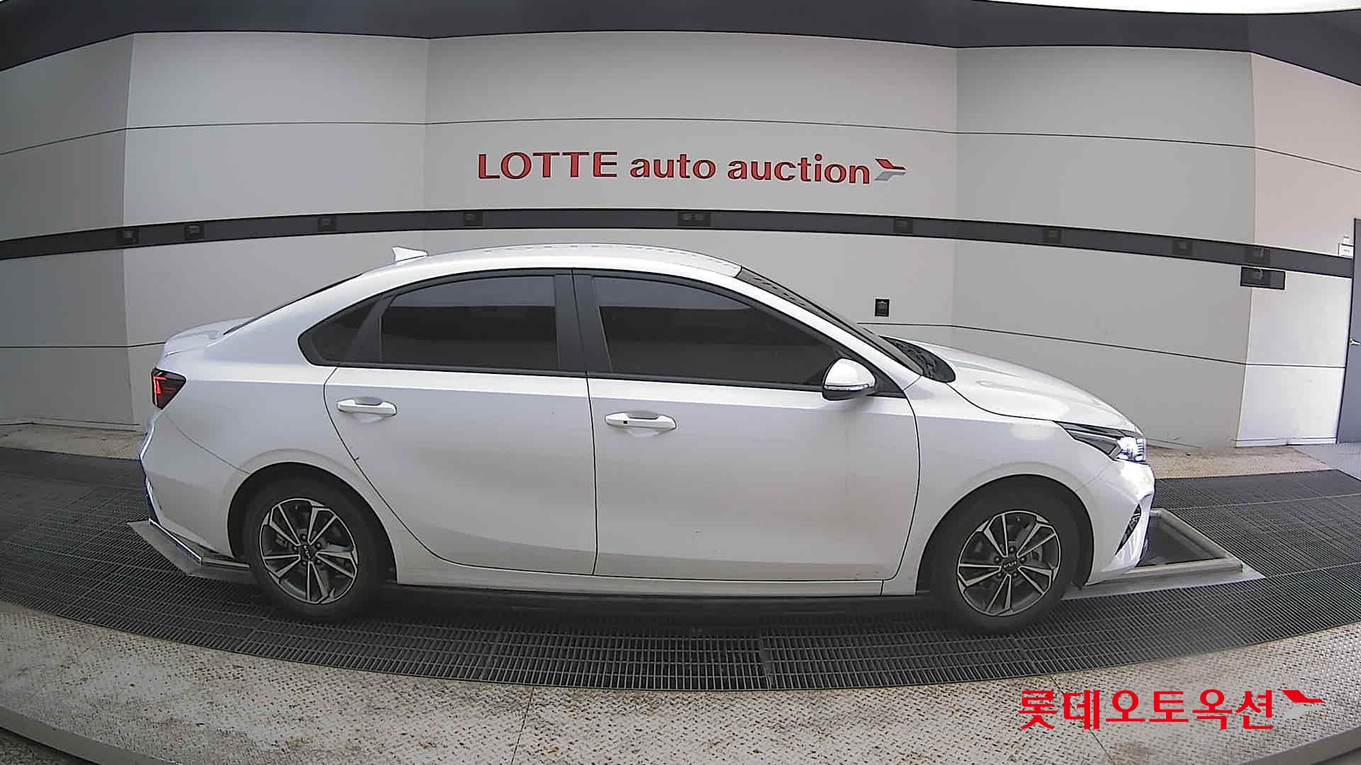 Kia K3 - 21