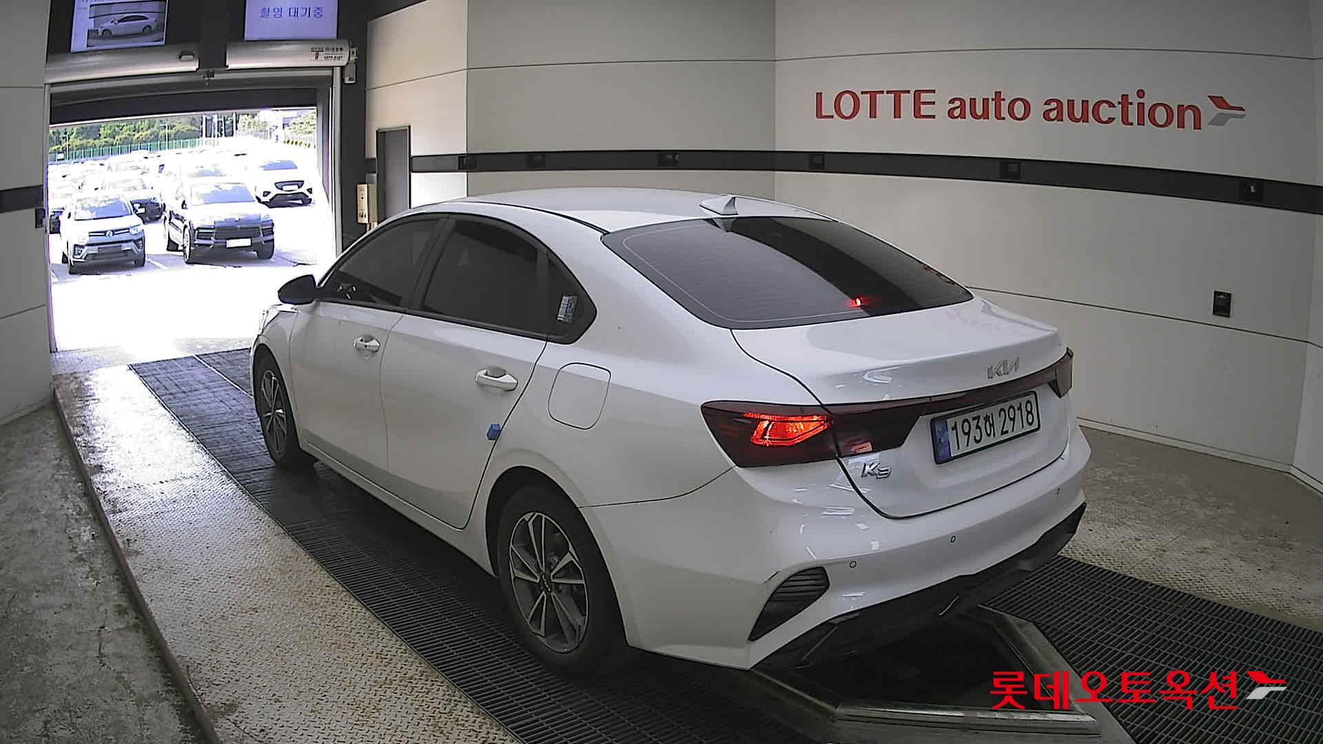 Kia K3 - 4