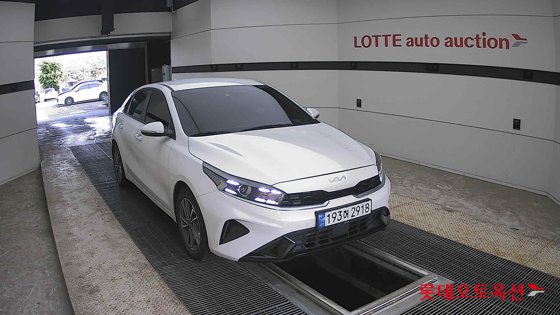 Kia K3 - 24
