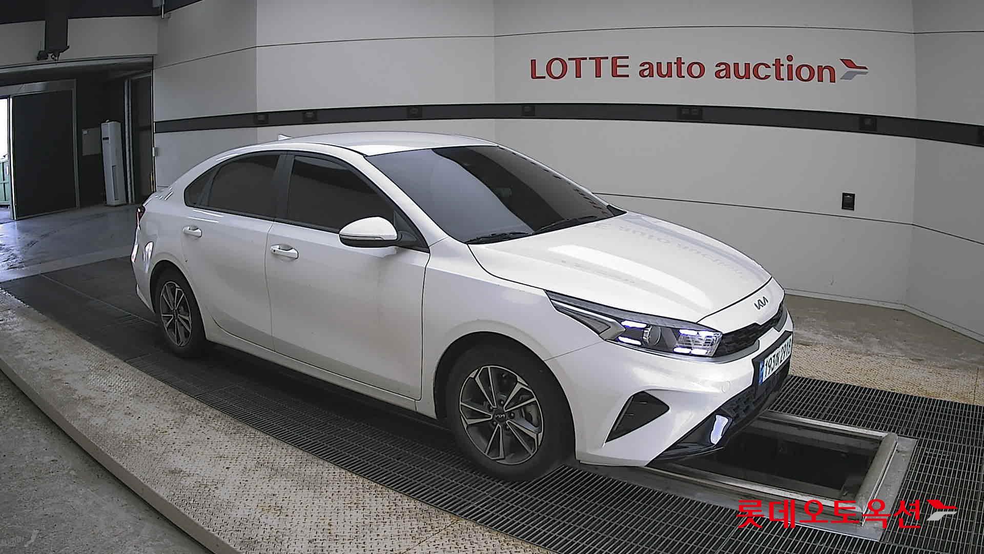Kia K3 - 23