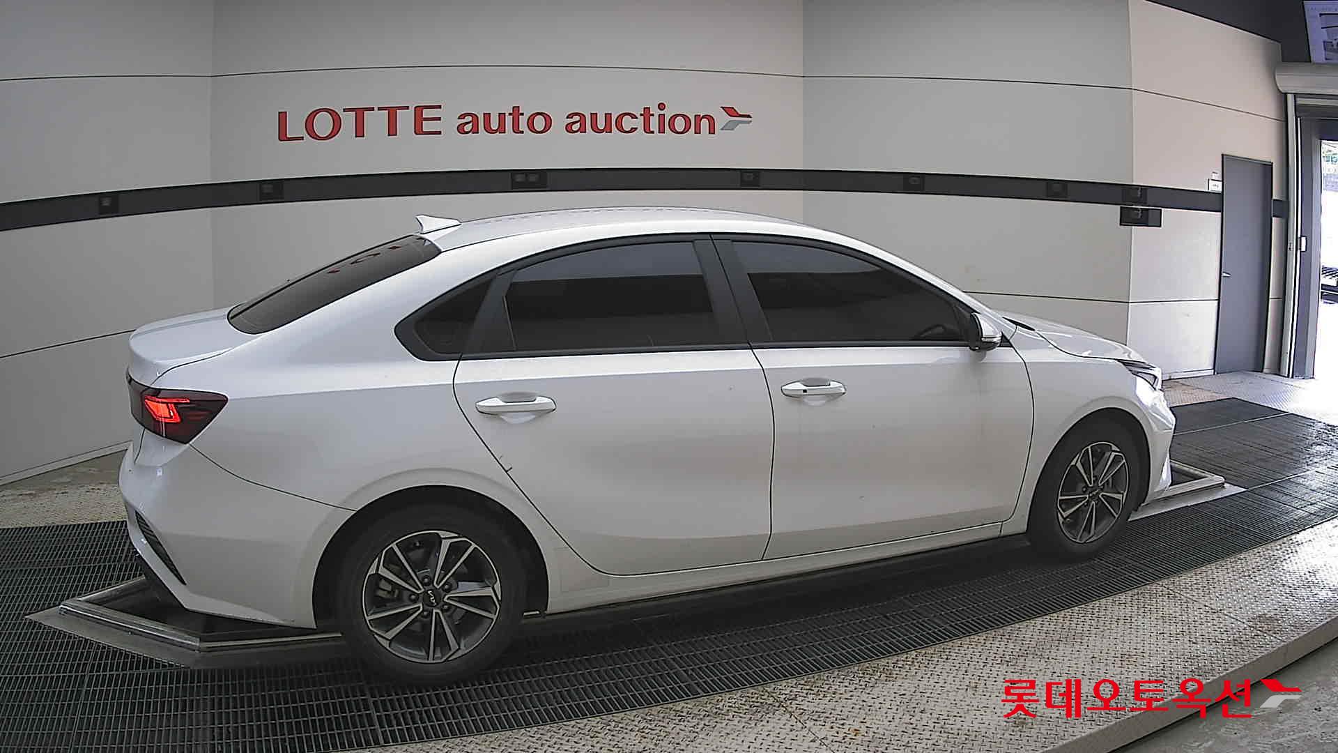 Kia K3 - 20