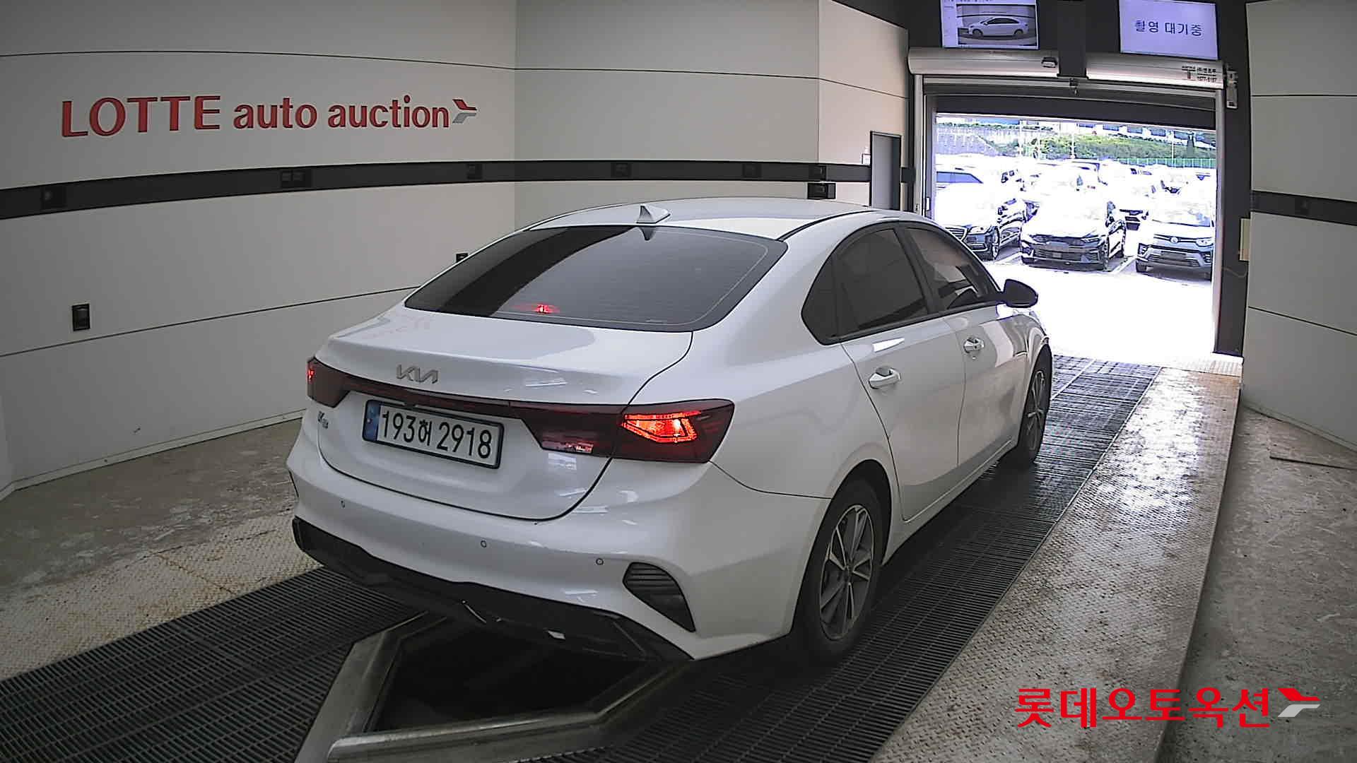 Kia K3 - 18