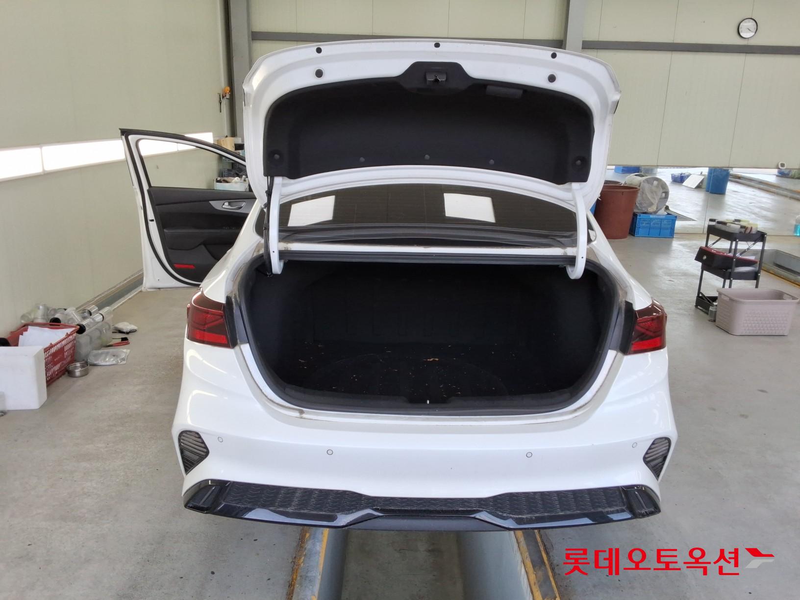 Kia K3 - 9