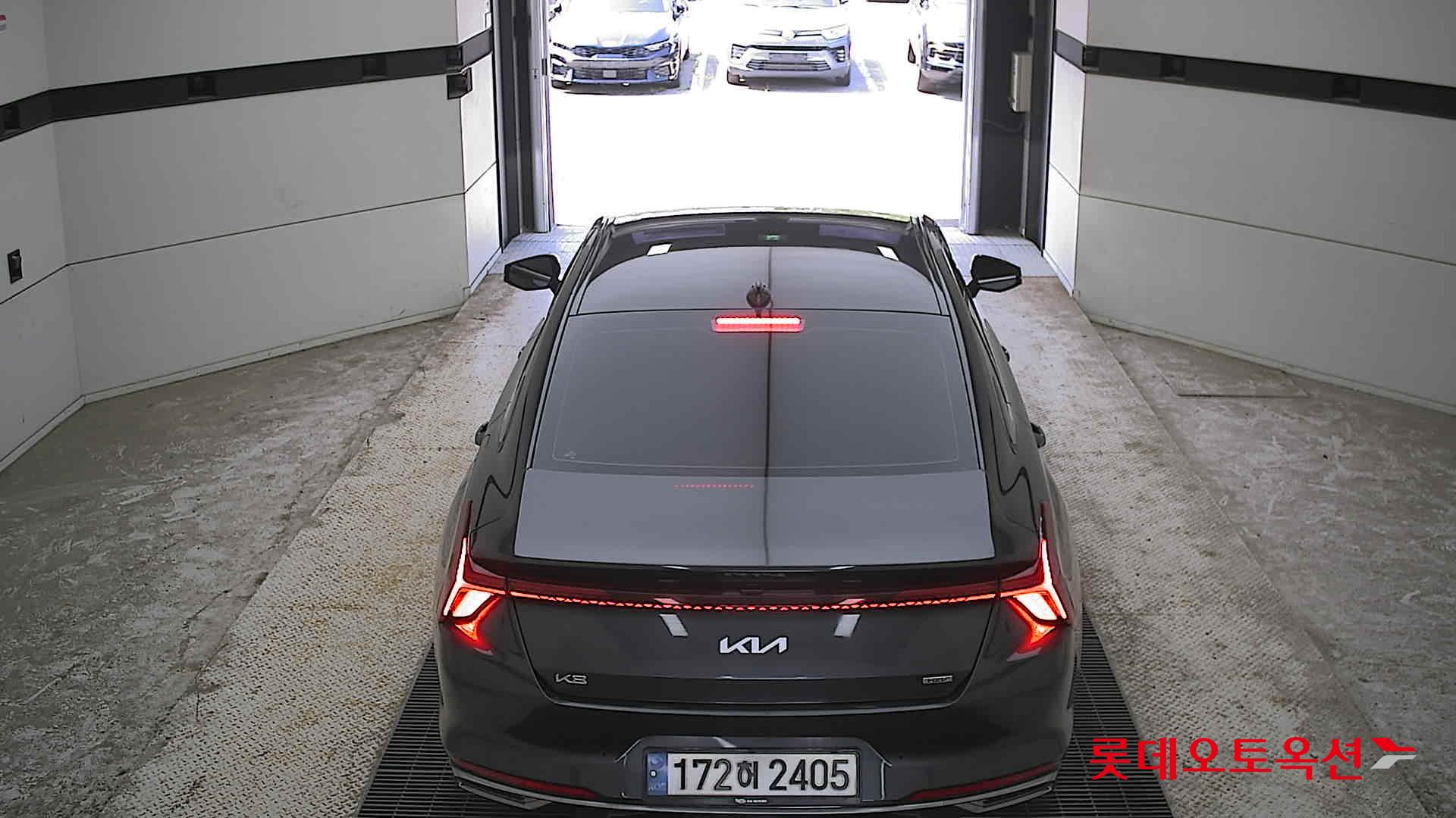 Kia K8 - 17