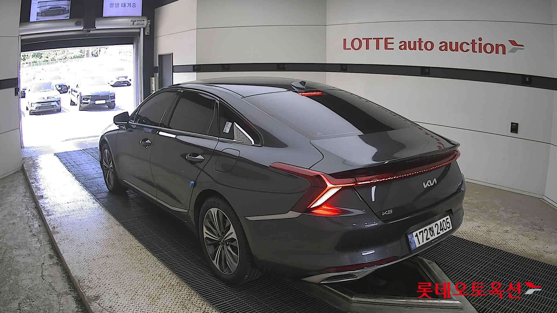 Kia K8 - 4