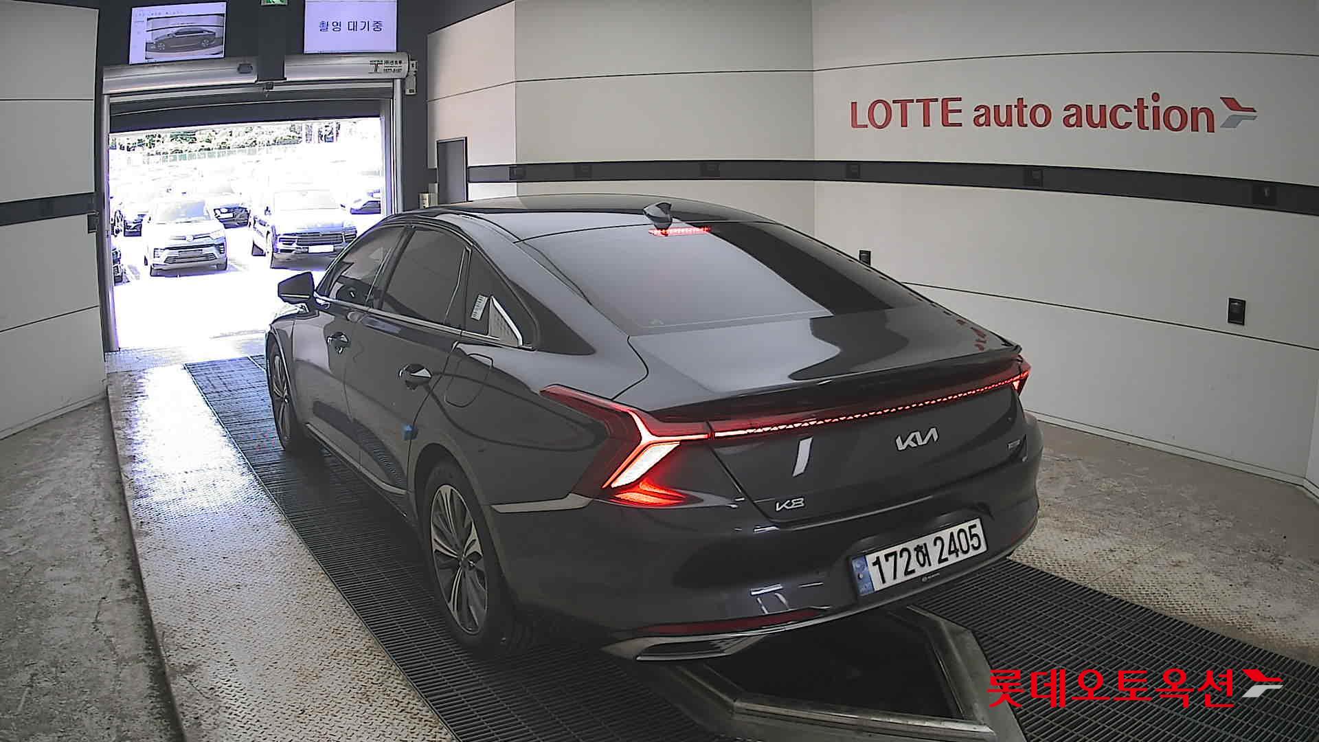 Kia K8 - 16