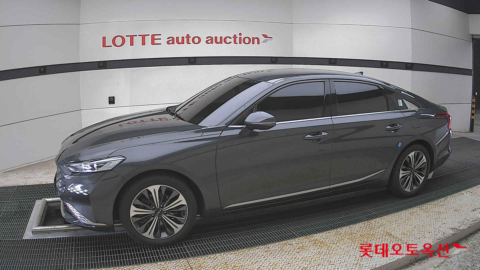 Kia K8 - 12