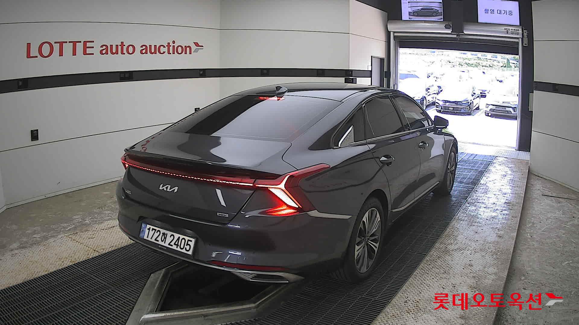 Kia K8 - 18