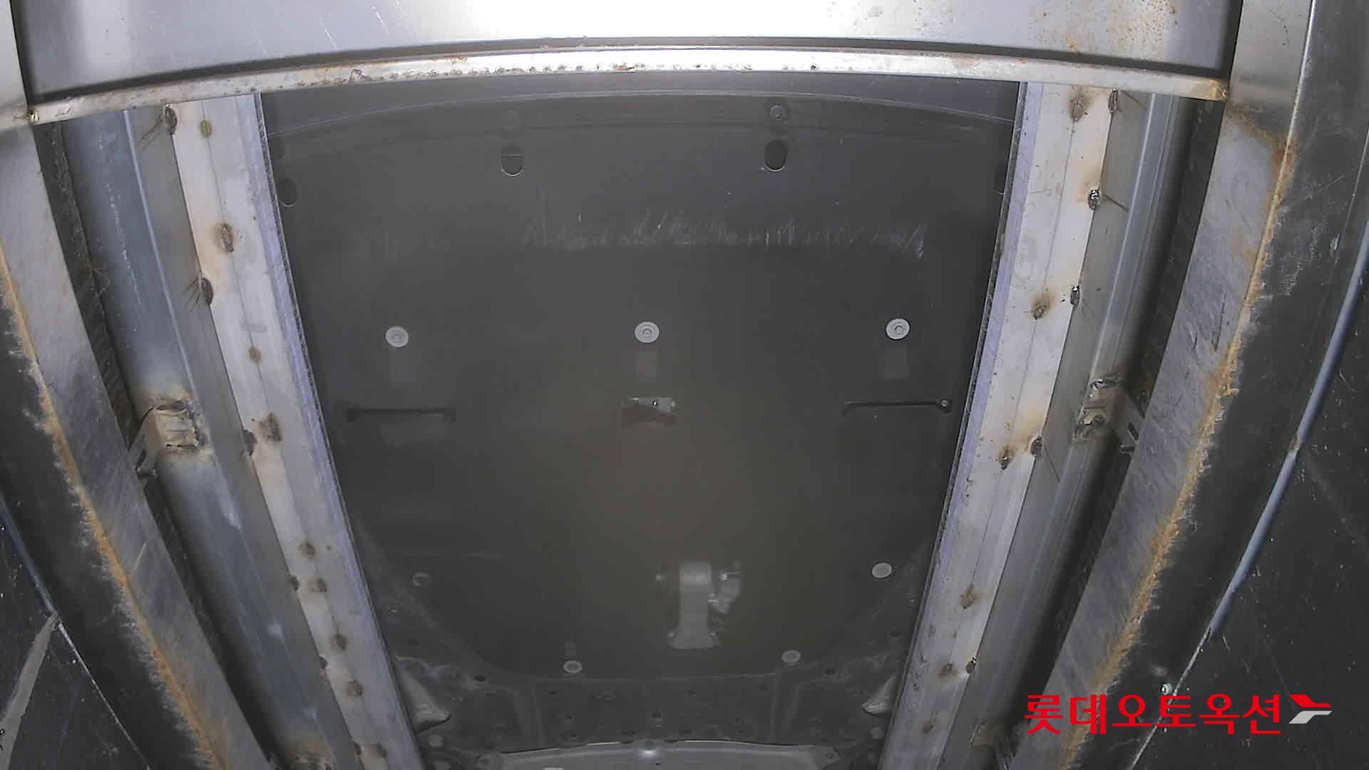 Kia K8 - 8
