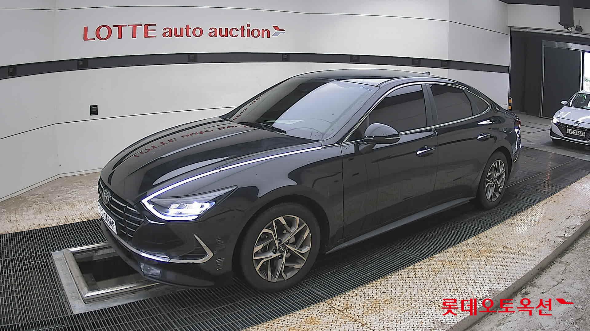Hyundai Sonata - 11