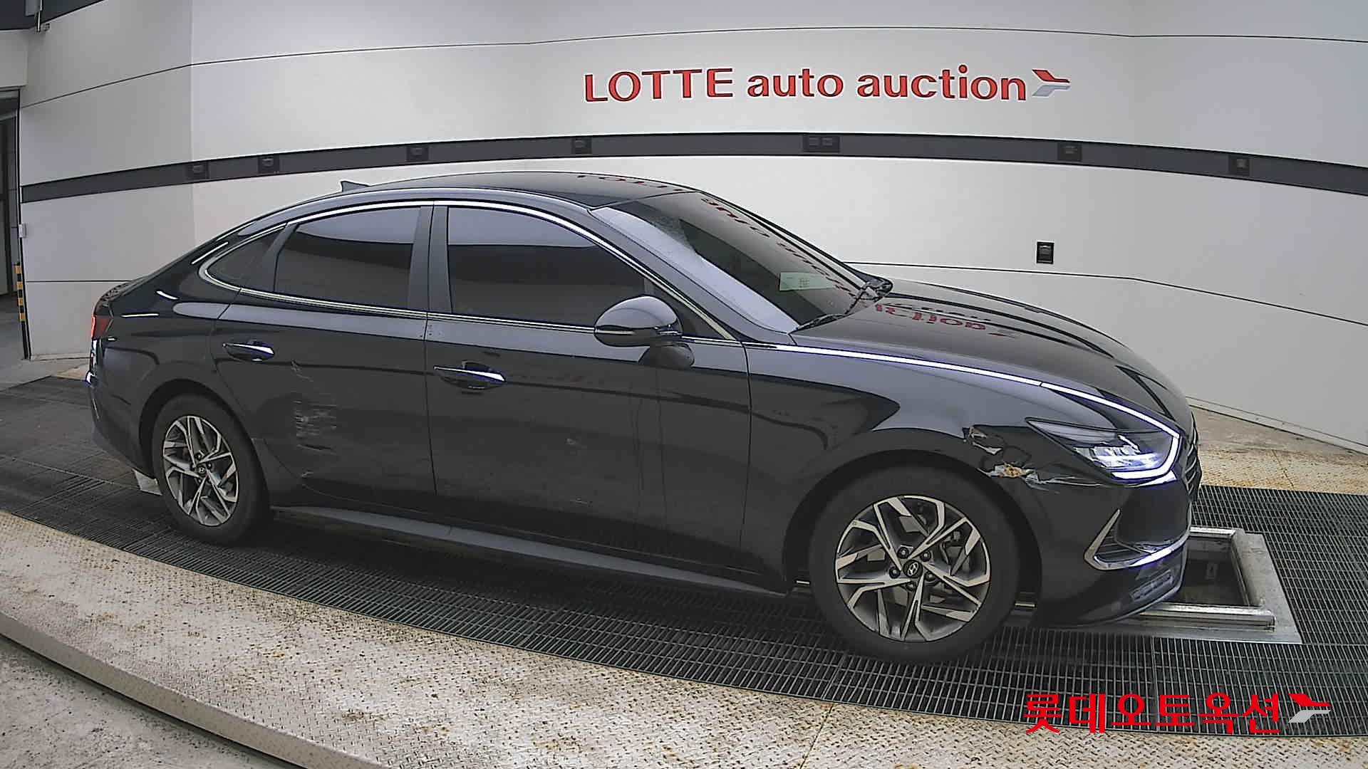 Hyundai Sonata - 22