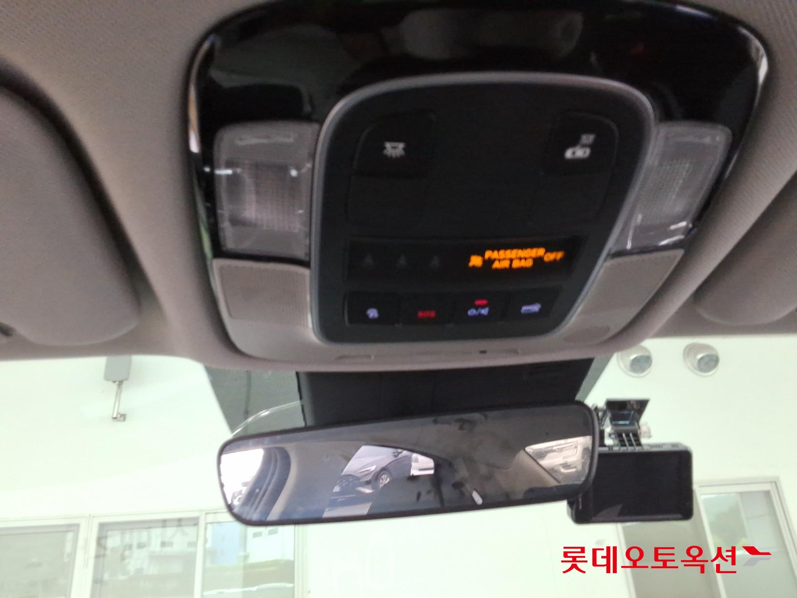 Hyundai Sonata - 35