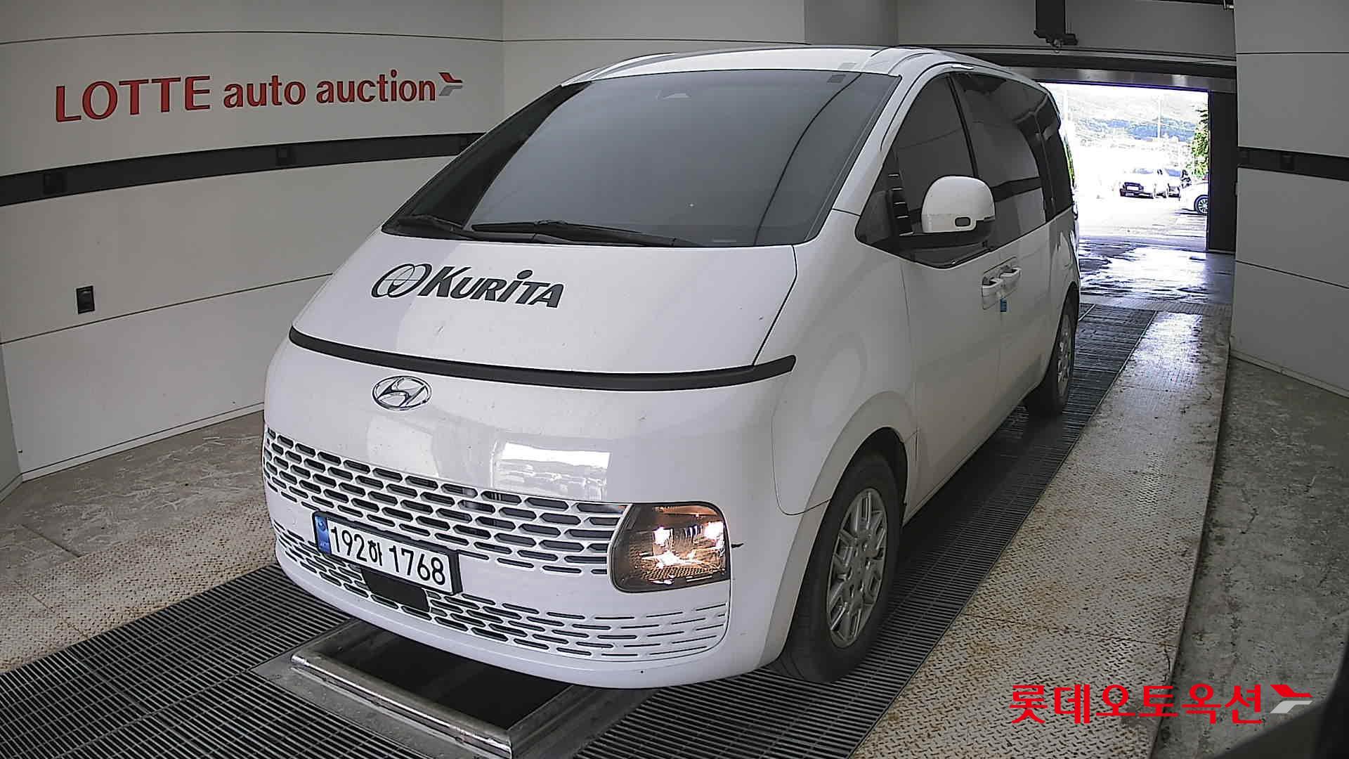 Hyundai Staria - 10