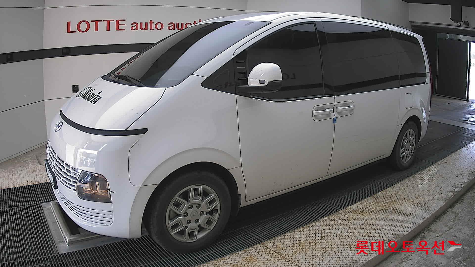 Hyundai Staria - 11