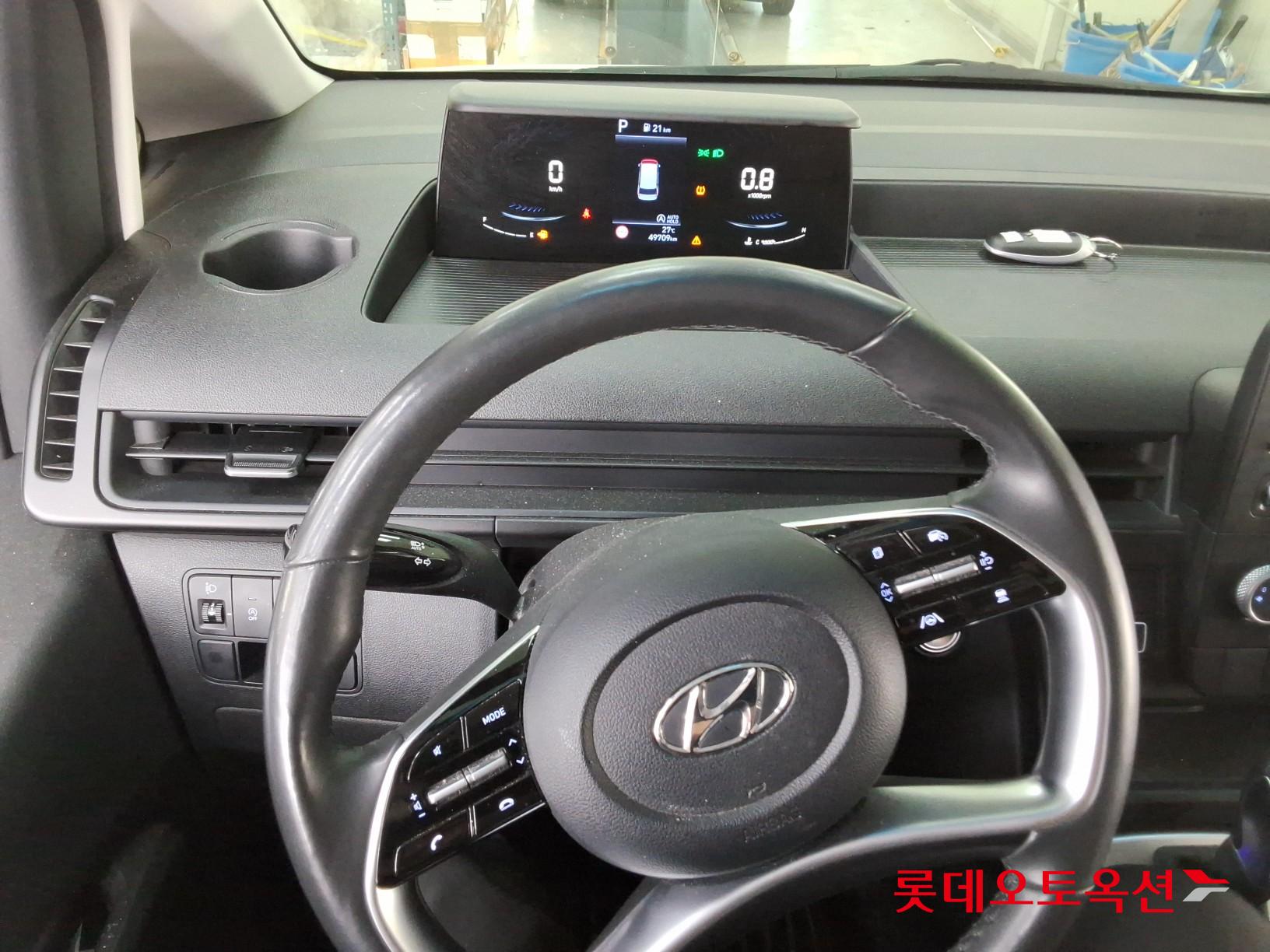 Hyundai Staria - 30