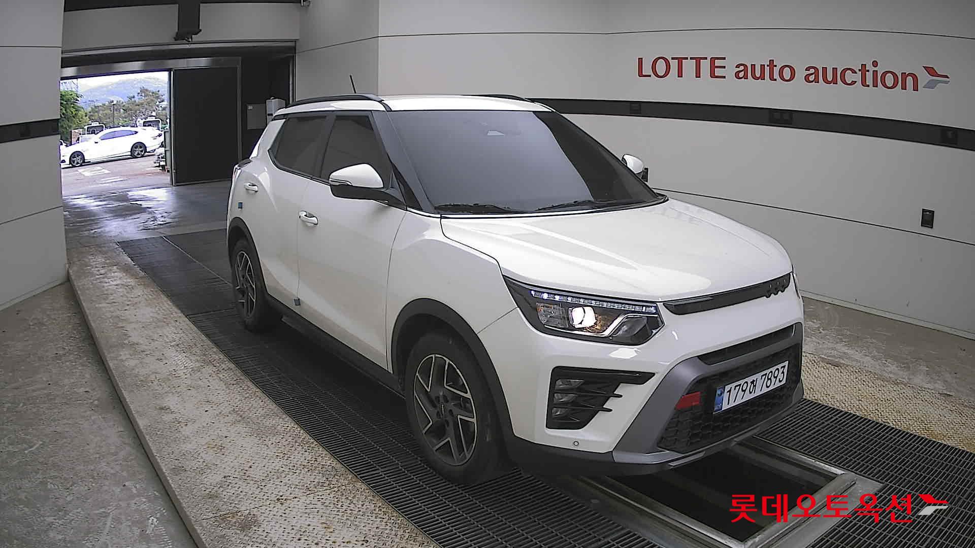 KG Mobility Tivoli - 6