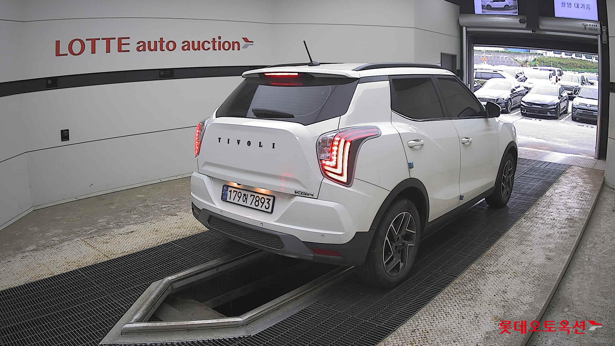 KG Mobility Tivoli - 5
