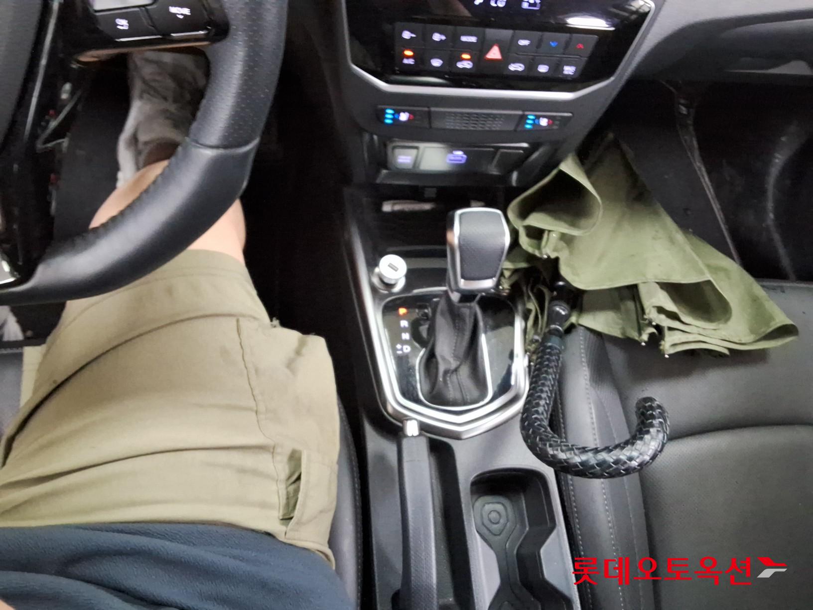 KG Mobility Tivoli - 34