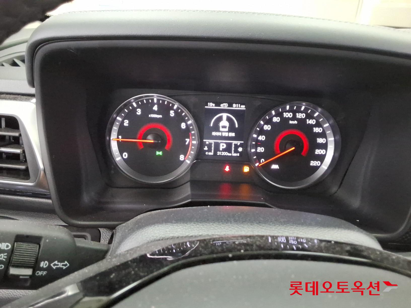 KG Mobility Tivoli - 35