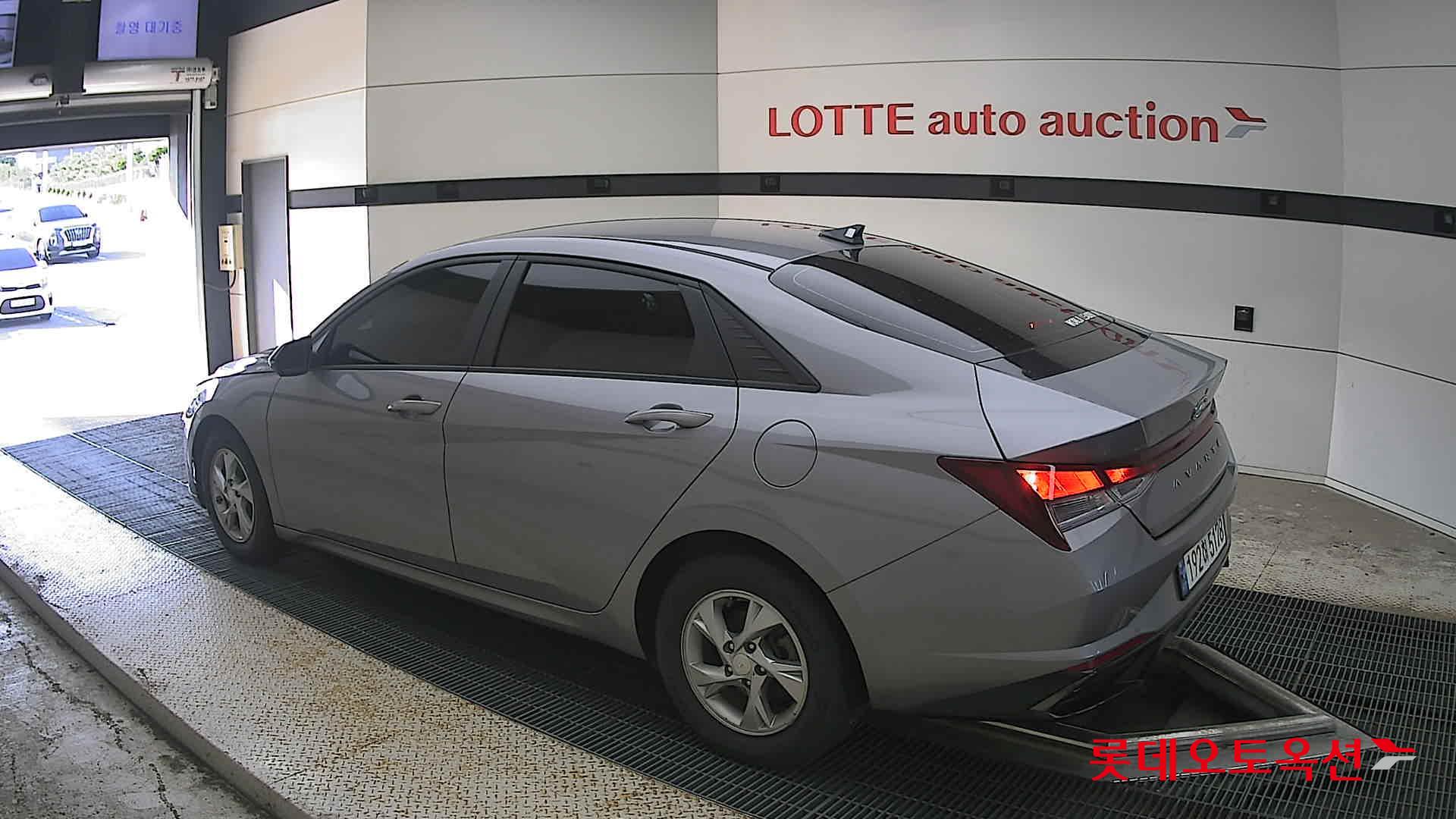 2023 - hyundai avante