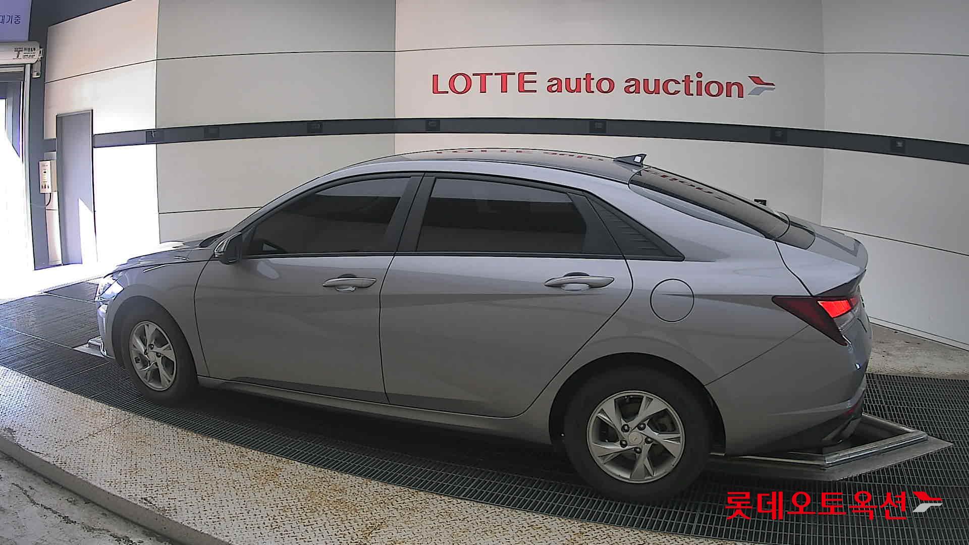 2023 - hyundai avante