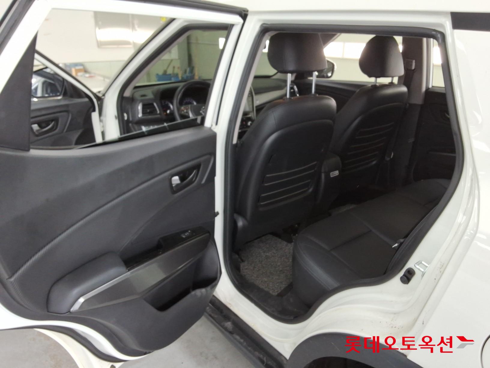 2023 - ssangyong tivoli