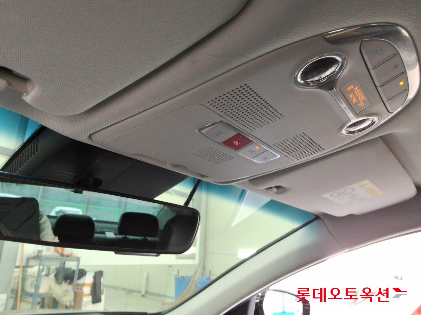 Hyundai Grandeur - 32
