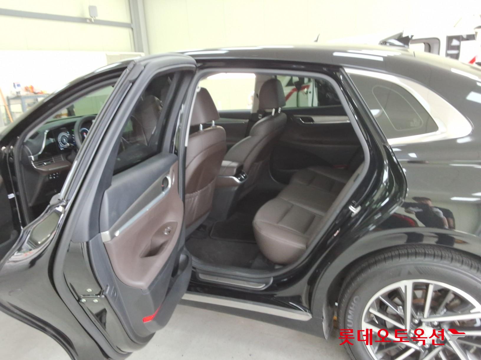 Hyundai Grandeur - 38