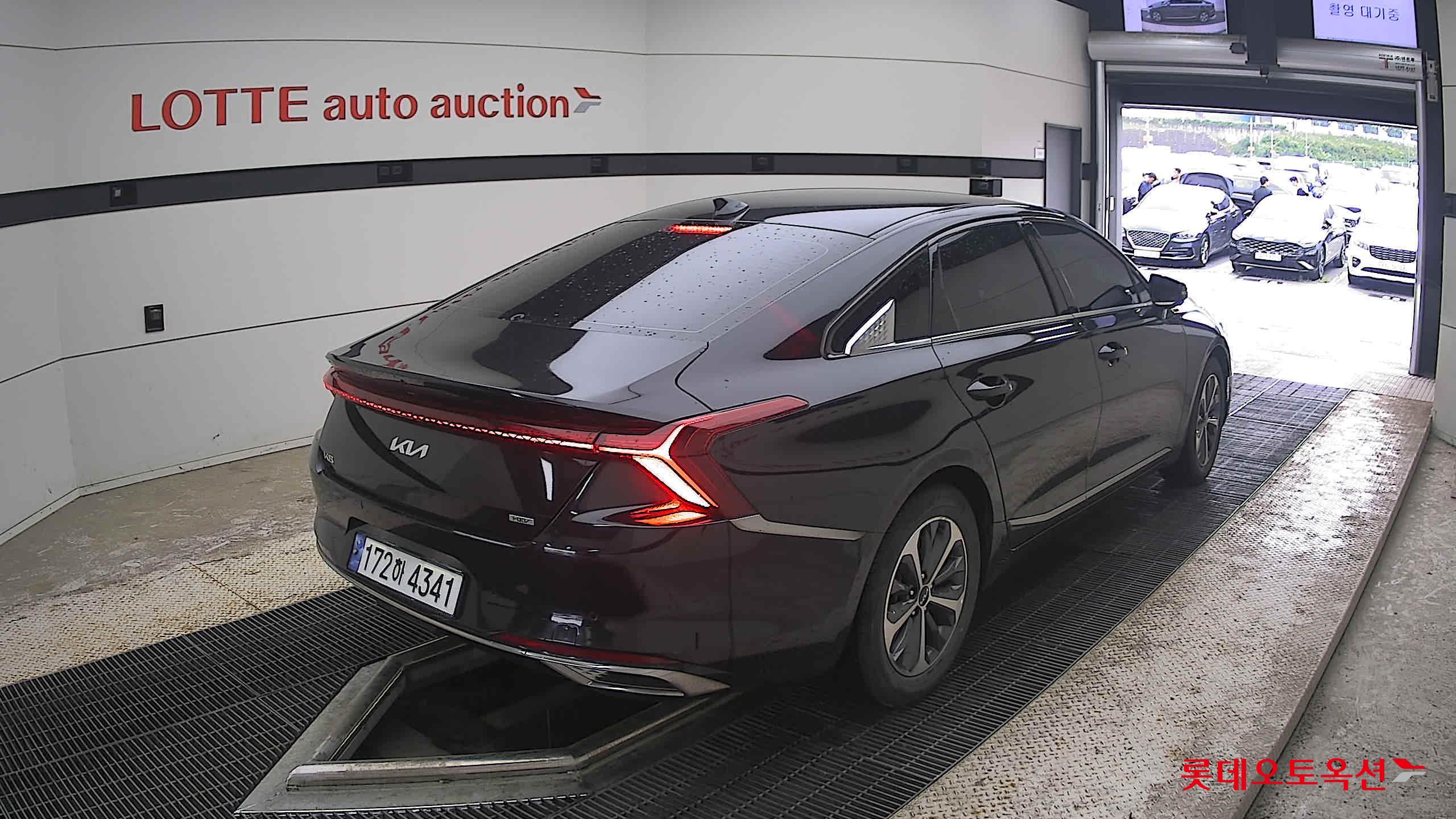 2023 - kia k8