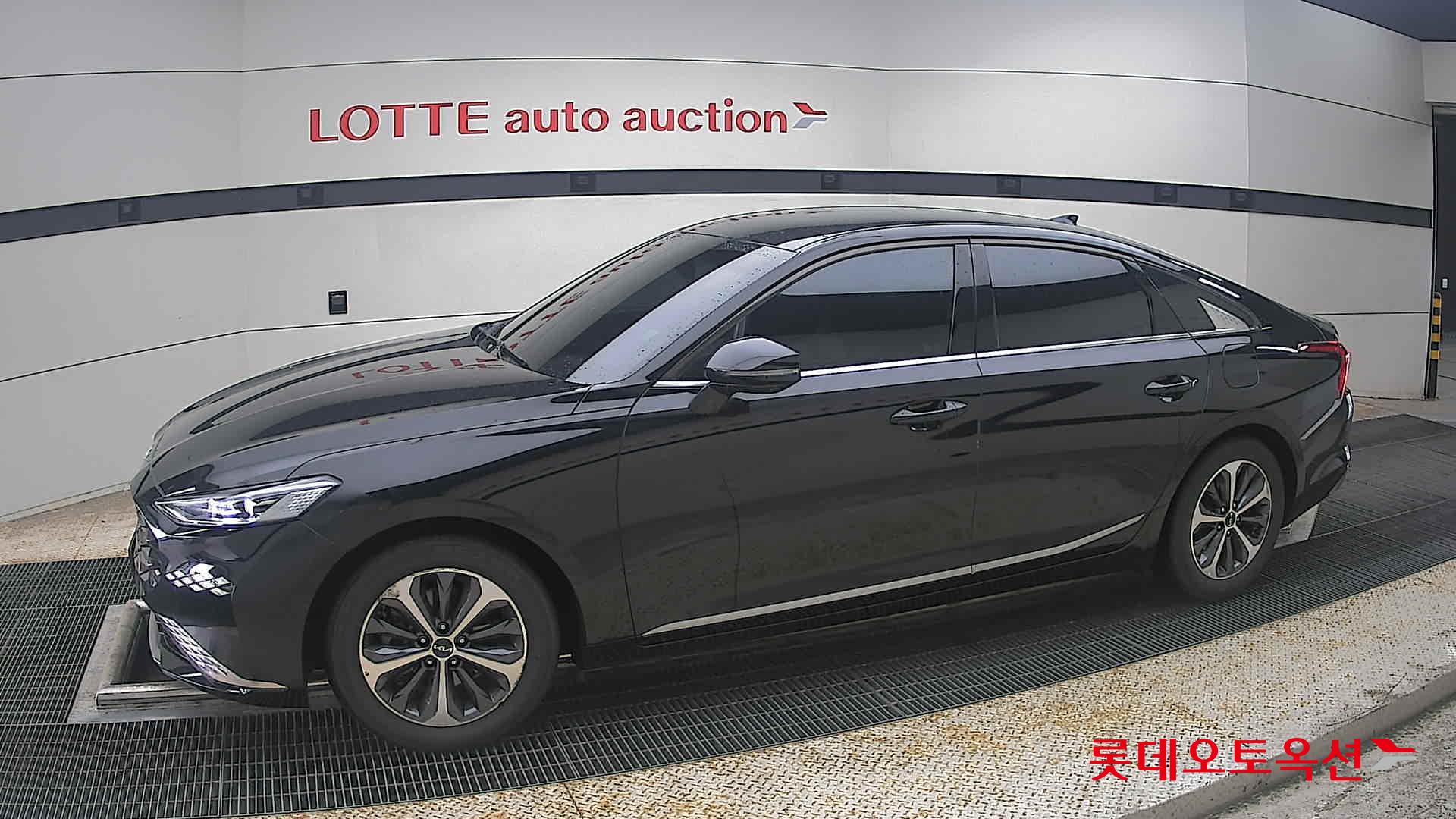2023 - kia k8