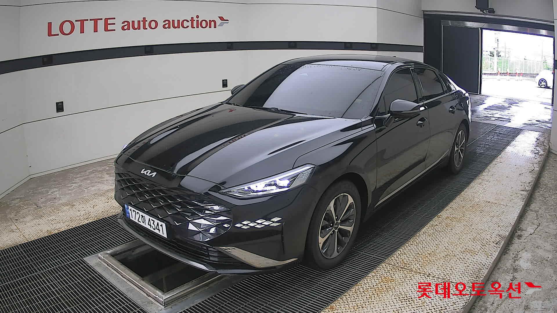 2023 - kia k8