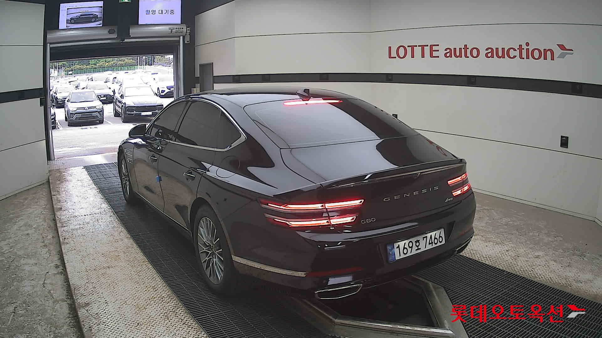 Genesis G80 - 16